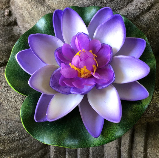 Small floating lotus flower - PURPLE