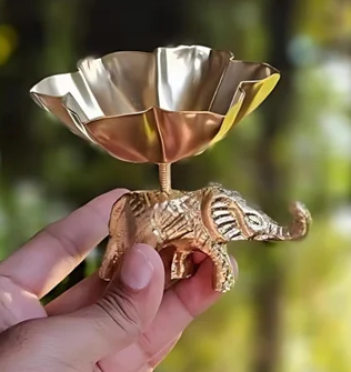 Elephant Tea Light - 7.5 cm