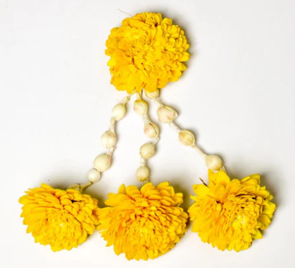 Zinnia with Mogra (Set of 8) - 20 x 12 cm